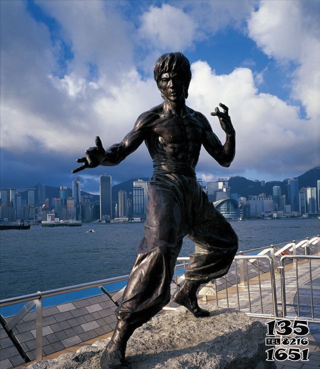 李小龙雕塑-近代名人铜雕影视巨星李小龙雕塑 李小龙雕塑-近代名人铜雕影视巨星李小龙雕塑高清图片