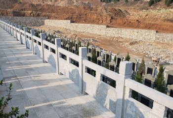 栏杆栏板雕塑-墓园青石雕刻简易栏板雕塑