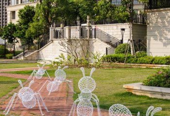 蚂蚁雕塑-户外公园大型不锈钢镂空蚂蚁雕塑