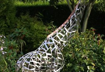 长颈鹿雕塑-户外草坪大型不锈钢镂空长颈鹿雕塑