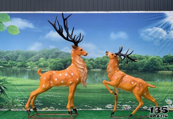 梅花鹿雕塑-户外景区大型仿真动物梅花鹿雕塑