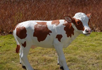 牛雕塑-农场一只棕色玻璃钢仿真牛雕塑