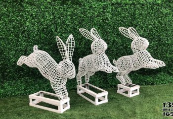 兔子雕塑-花园三只白色不锈钢镂空兔子雕塑