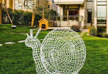 蜗牛雕塑-草地上摆放的爬行的不锈钢创意蜗牛雕塑