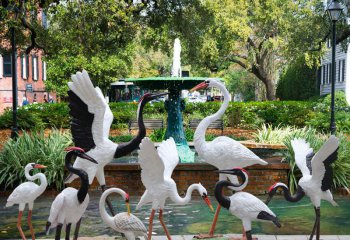 丹顶鹤雕塑-户外园林大型玻璃钢仿真动物景观丹顶鹤雕塑