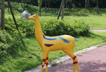 鹿雕塑-户外街道创意玻璃钢 彩绘黄色鹿雕塑