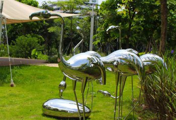火烈鸟雕塑-草坪摆放不锈钢镜面火烈鸟雕塑