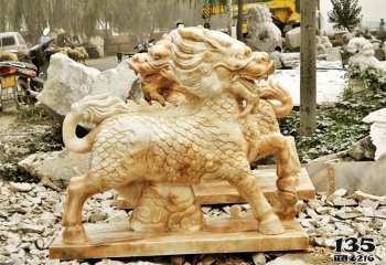 麒麟雕塑-庭院黄蜡石石雕神兽麒麟雕塑