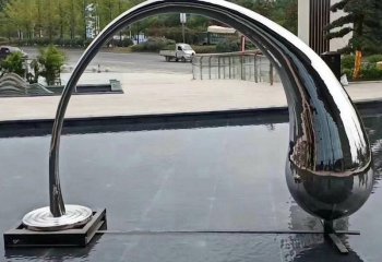 水滴雕塑-公园创意抽象池塘中的水滴雕塑