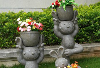 兔子雕塑-公园草坪头顶花盆的大理石兔子雕塑