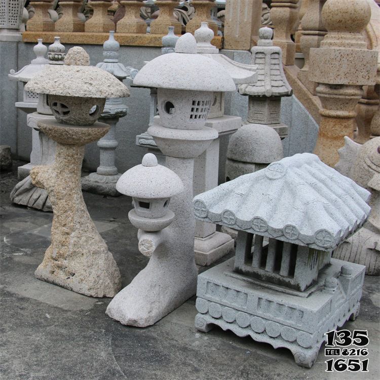 灯笼雕塑-别墅景观 石灯笼艺术设计几何造型石雕工艺品摆件高清图片