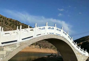 石桥雕塑-景区湖边装饰摆放汉白玉石拱桥雕塑