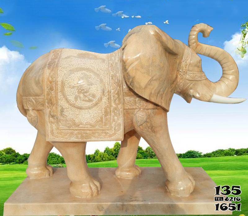 大象雕塑-庭院黄蜡石石雕大象雕塑高清图片
