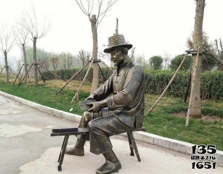老人雕塑-公园铜雕磨刀老人雕塑高清图片