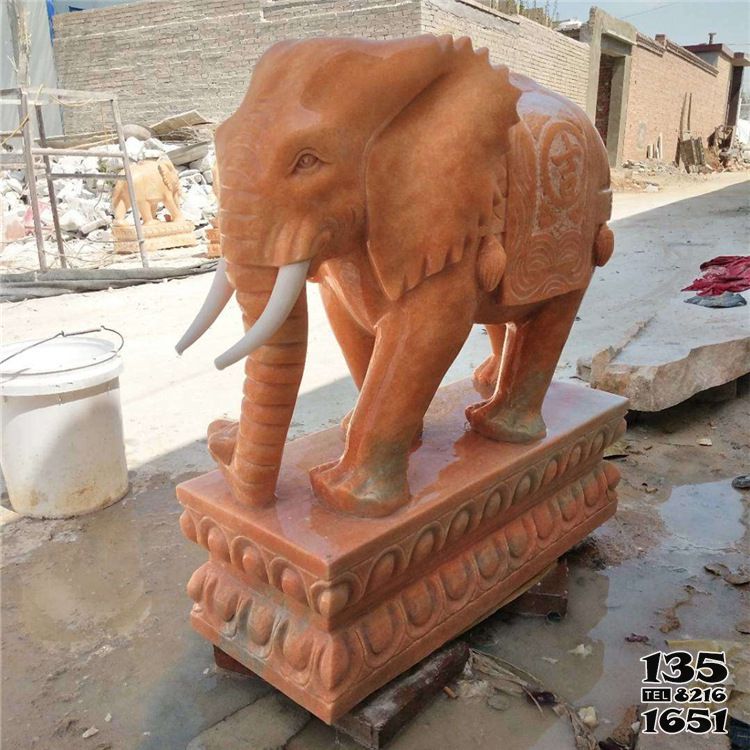大象雕塑-大型户外景观晚霞红石雕大象雕塑高清图片