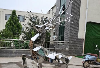 鹿雕塑-不锈钢镜面几何创意奔跑的鹿雕塑