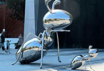 蚂蚁雕塑-景区花园广场摆放一大一小创意不锈钢蚂蚁雕塑