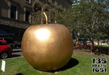 苹果雕塑-公园大型镀金苹果铜雕