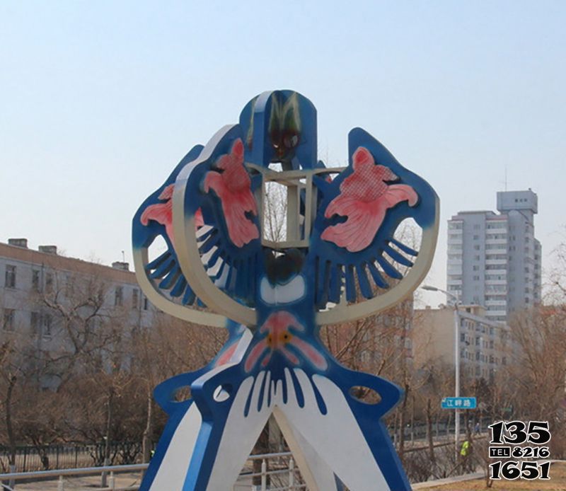风筝雕塑-文化广场大型蓝色彩绘石雕风筝雕塑高清图片