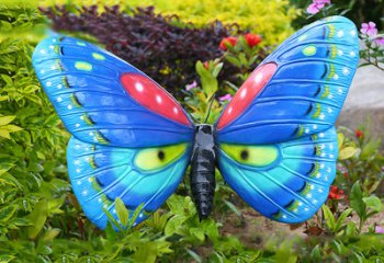 蝴蝶雕塑-玻璃钢彩绘操场蝴蝶雕塑