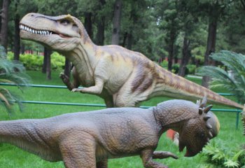 恐龙雕塑-景区玻璃钢大型仿真动物恐龙雕塑