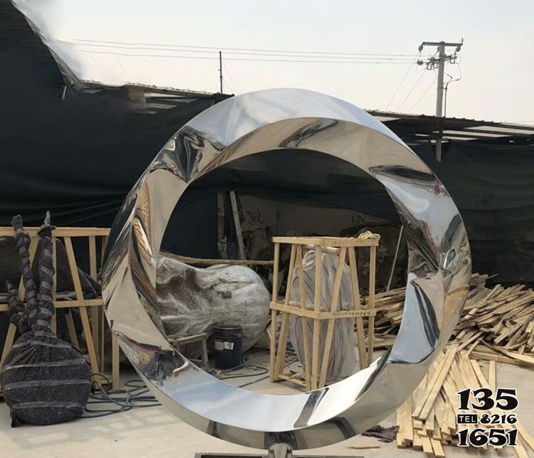 圆环雕塑-公园抽象不锈钢镜面圆环雕雕塑