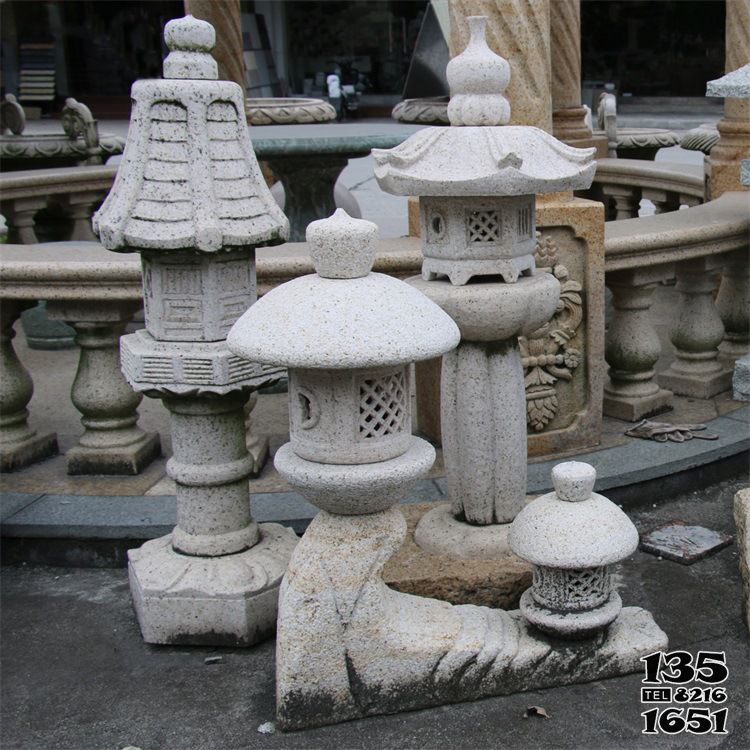 灯笼雕塑-庭院景观 石灯笼艺术设计几何石雕工艺品摆件高清图片
