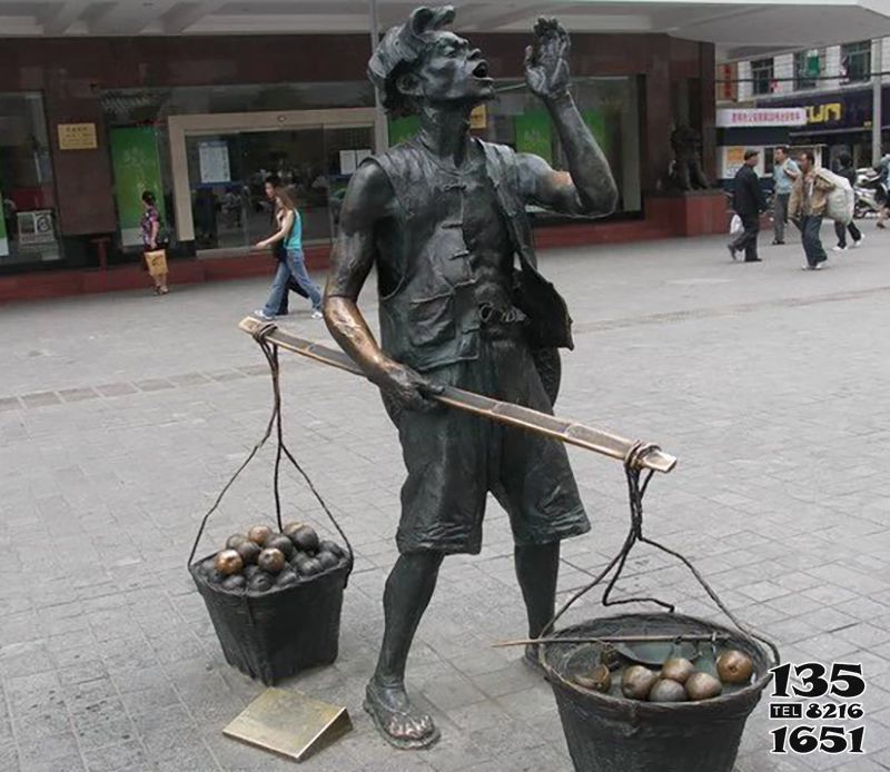 小吃雕塑-广场摆放玻璃钢叫卖水果步行街人物仿铜雕塑高清图片