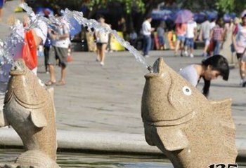 喷水雕塑-公园摆放的鲤鱼花岗石石雕创意喷水雕塑
