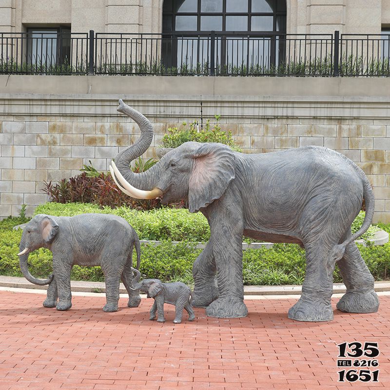 大象雕塑-别墅景区玻璃钢仿真动物大象雕塑高清图片