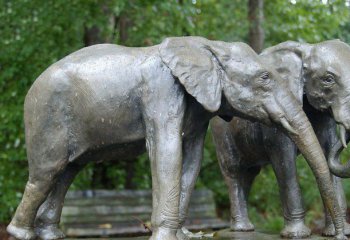 大象雕塑-公园玻璃钢仿铜园林两只散步的大象雕塑