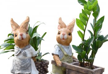 兔子雕塑-室内两只工作的树脂兔子雕塑