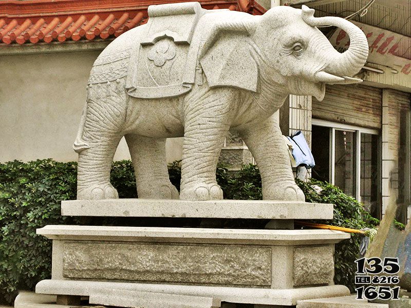 大象雕塑-酒店创意景观大理石石雕大象雕塑高清图片
