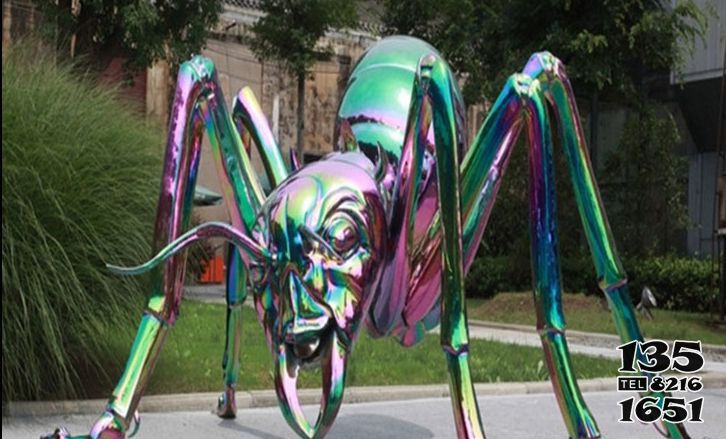 蜘蛛雕塑-大型户外烤漆爬行不锈钢蜘蛛雕塑高清图片
