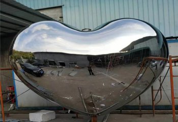 爱心雕塑-不锈钢镜面大型爱心雕塑