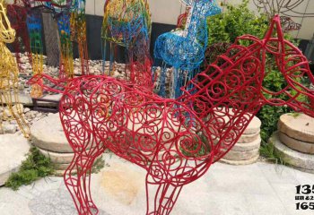 马雕塑-不锈钢镂空创意铁艺红色马雕塑