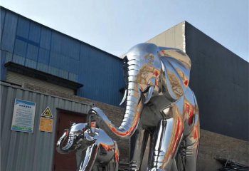 大象雕塑-城市广场创意景观不锈钢镜面小象跟着大象雕塑