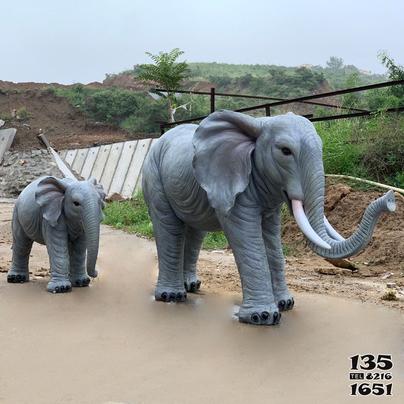 大象雕塑-户外园林大型玻璃钢仿真动物景观大象雕塑高清图片
