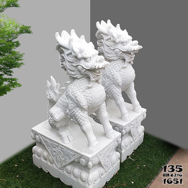 麒麟雕塑-庭院寺院汉白玉石雕麒麟雕塑高清图片