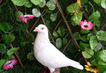 鸽子雕塑-花园玻璃钢仿真动物装饰品工艺鸽子雕塑