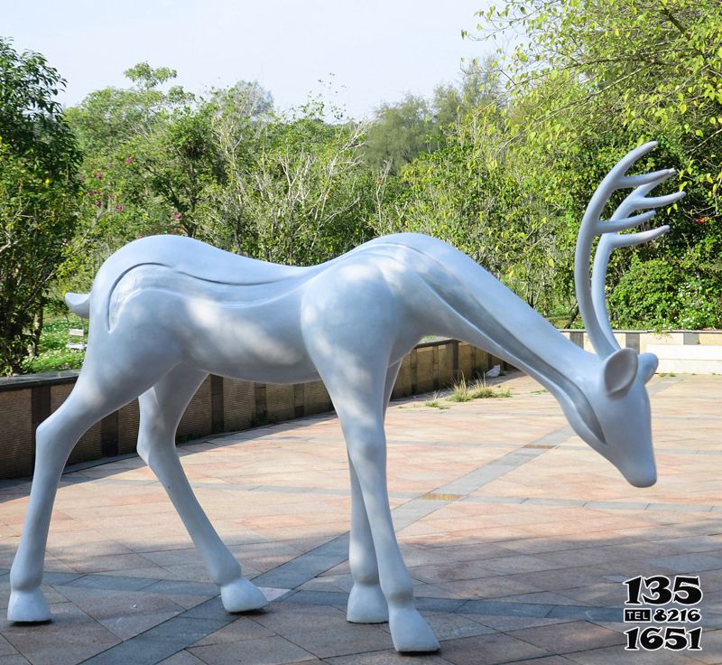 梅花鹿雕塑-公园不锈钢大型不锈钢仿真动物梅花鹿雕塑