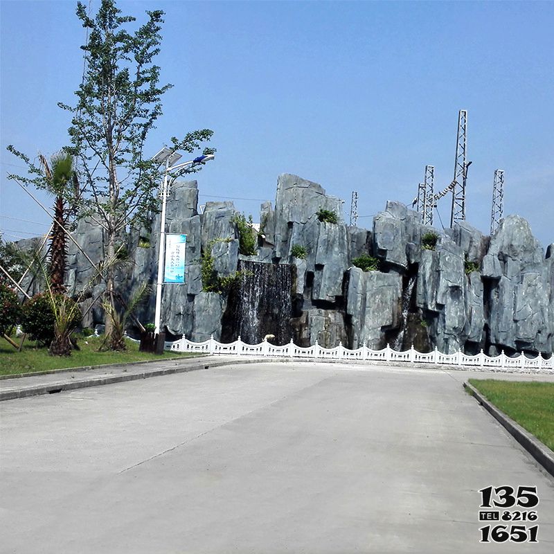 假山雕塑-景区公园大型塑石假山水池景观雕塑高清图片