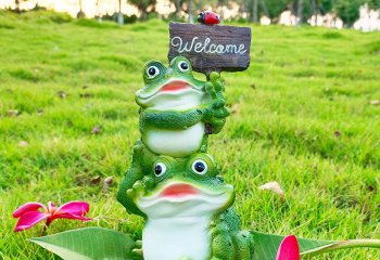 青蛙雕塑-草坪两只玩闹的玻璃钢青蛙雕塑