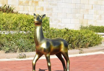 鹿雕塑-不锈钢仿铜街道上一只行走的鹿雕塑