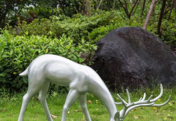 鹿雕塑-公园景区不锈钢抛光低头觅食的鹿雕塑