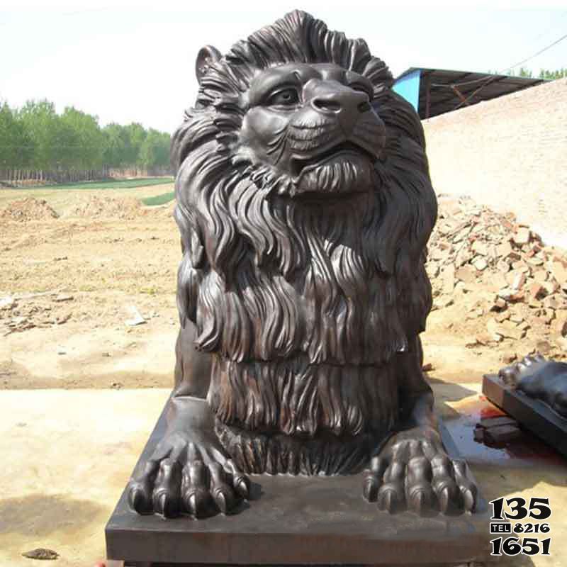 狮子雕塑-玻璃钢大型仿真户外园林景观狮子雕塑高清图片