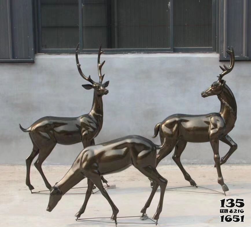 鹿雕塑-公园玻璃钢仿铜户外景观装饰品摆件鹿雕塑