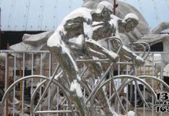 自行车雕塑-公园不锈钢镜面骑自行车人物景观雕塑