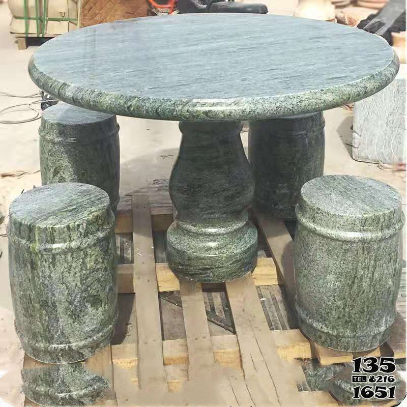 石桌雕塑-大理石石雕景区庭院石凳石桌雕塑高清图片