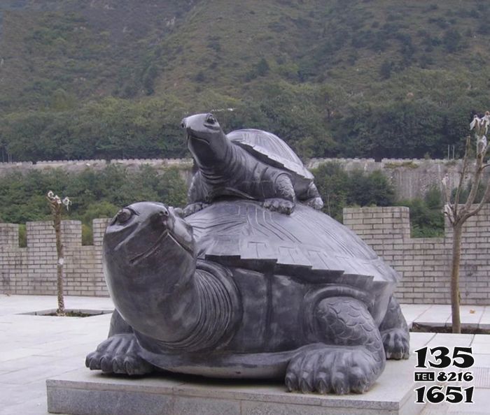 乌龟雕塑-广场玻璃钢大型仿真动物乌龟雕塑高清图片